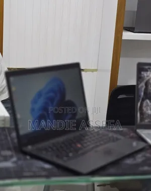 New Laptop Lenovo ThinkPad T14 16GB Intel Core i7 SSD 512GB
