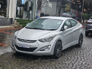 Hyundai Elantra 2015 Silver
