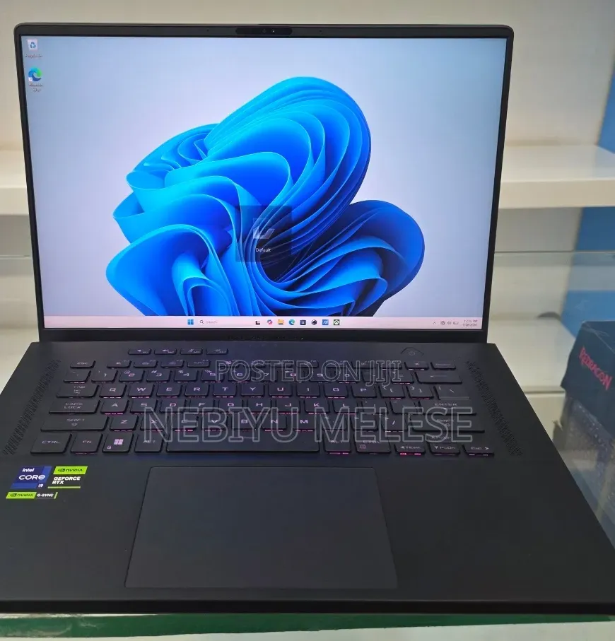 New Laptop Asus ROG Zephyrus G15 16GB Intel Core i9 SSD 1T