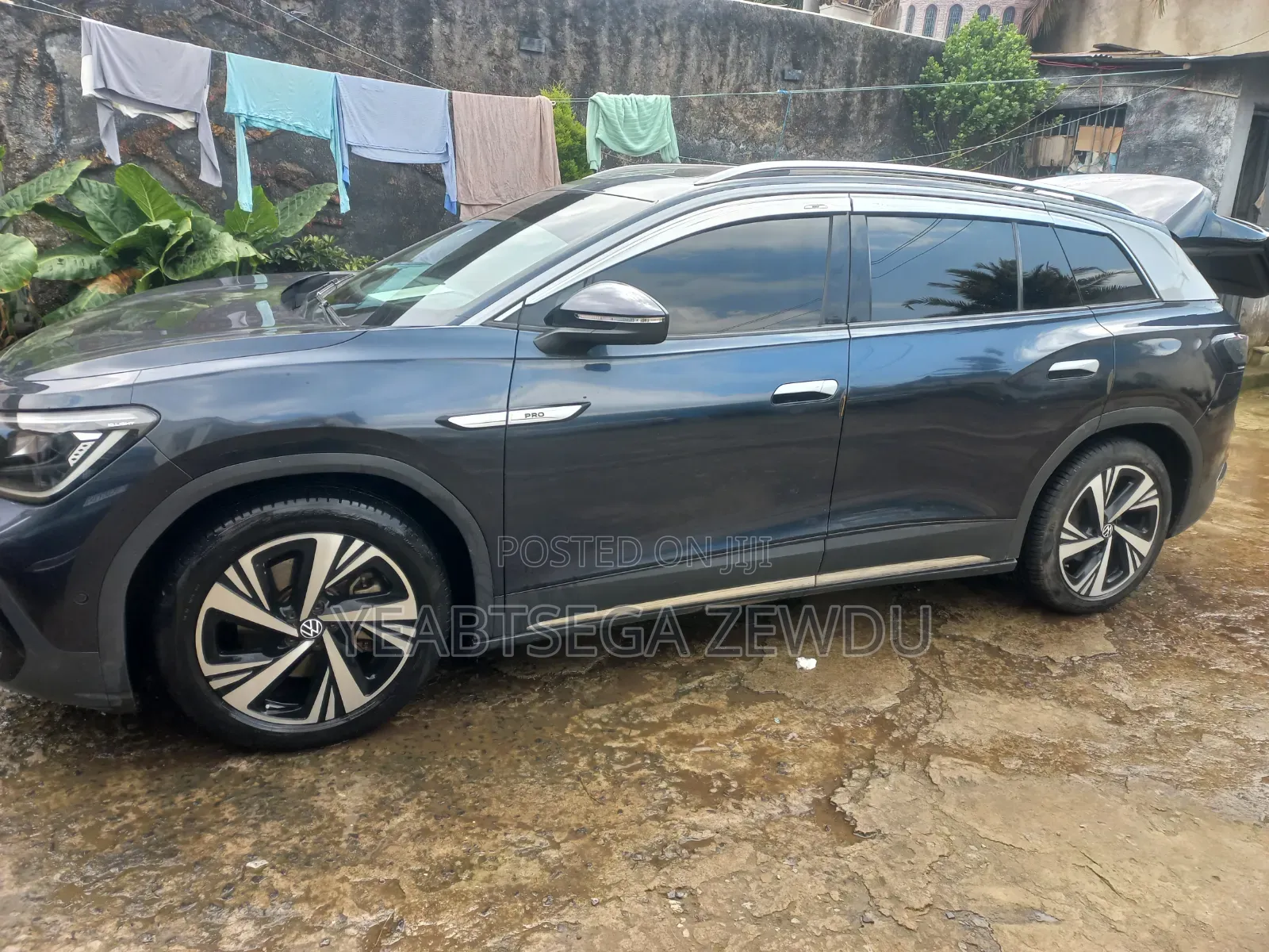 Volkswagen ID.6 2023 Blue