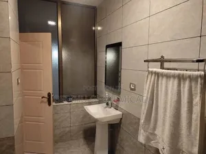 3bdrm Apartment in አያት, Bole for sale