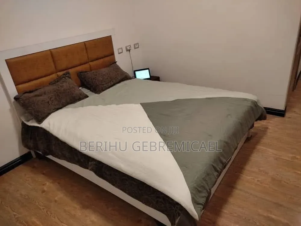 3bdrm Apartment in አያት, Bole for sale