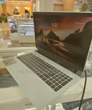 New Laptop Dell G15 5510 16GB Intel Core i7 SSD 512GB