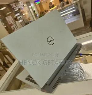 New Laptop Dell G15 5510 16GB Intel Core i7 SSD 512GB