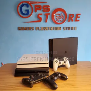 PS4 Slim Console + 1 Original Joystick Pre-Loaded Games
