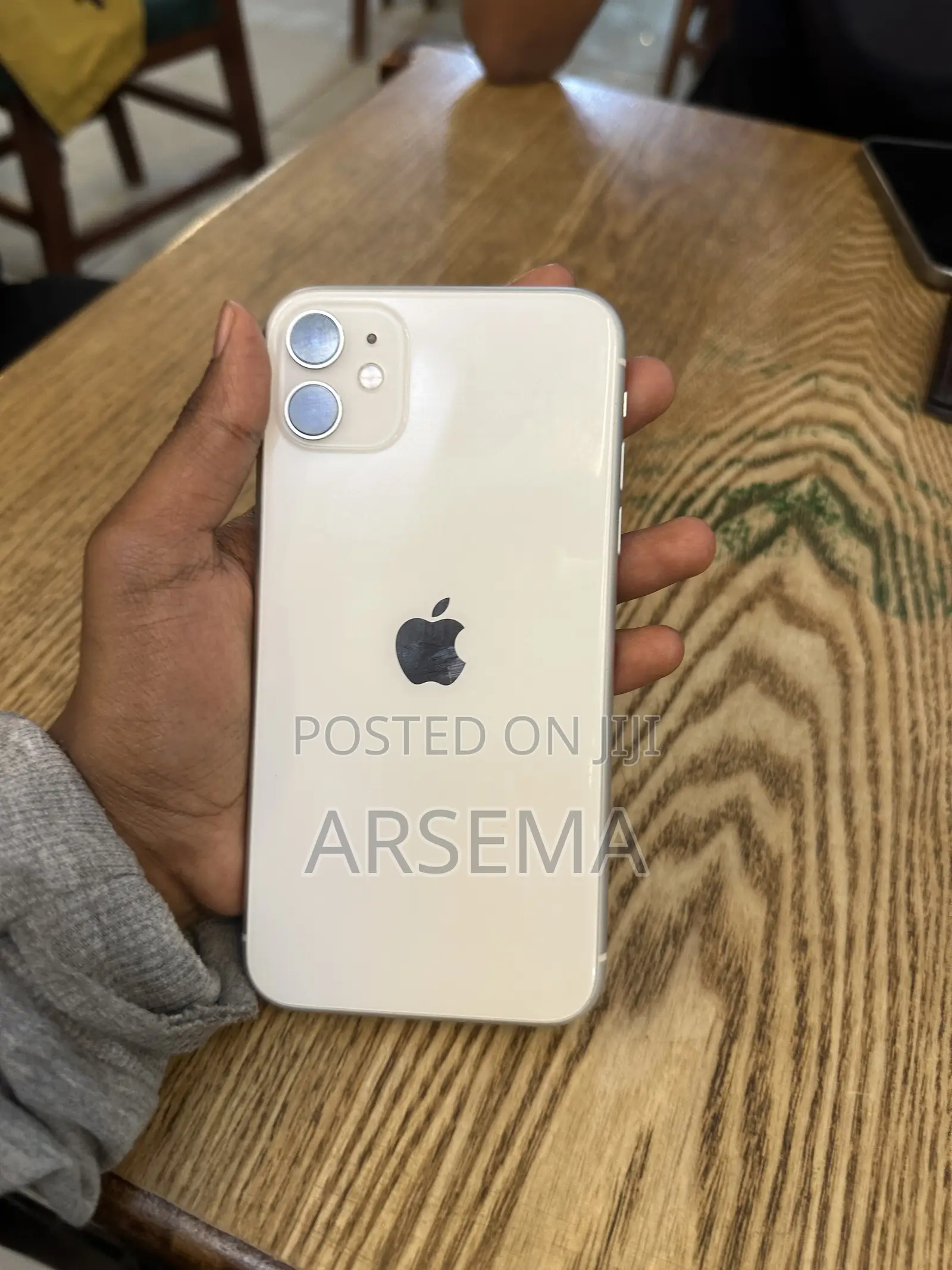 Apple iPhone 11 64 GB White