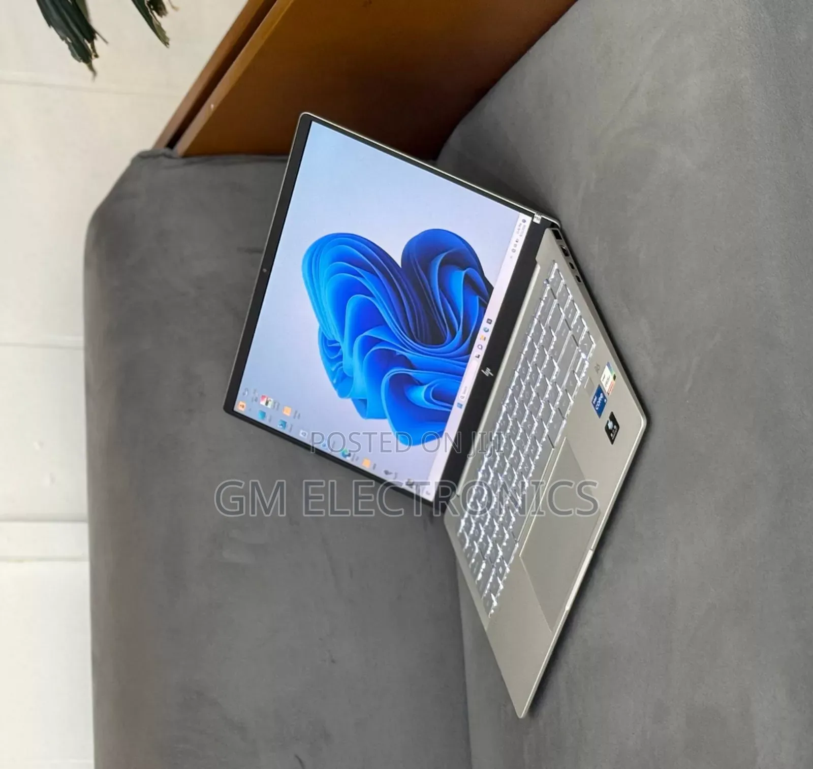 New Laptop HP Pavilion 14 16GB Intel Core i5 SSD 512GB