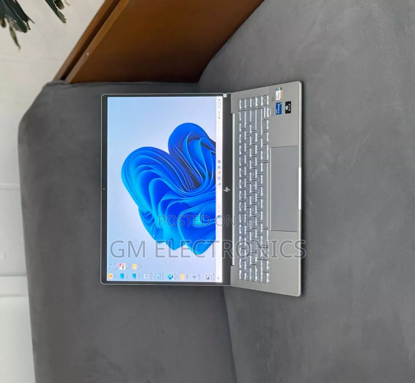 New Laptop HP Pavilion 14 16GB Intel Core i5 SSD 512GB