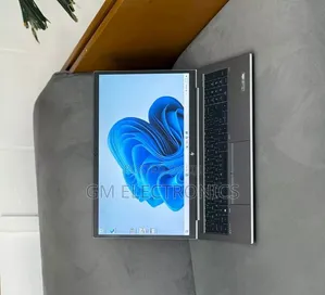 New Laptop HP ZBook Firefly G8 16GB Intel Core i7 SSD 512GB