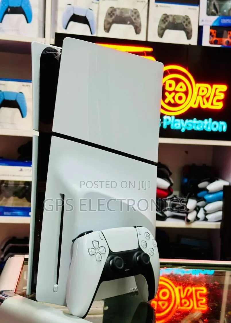 PS5 Slim Console –Like አዲስ ጥራት ያለው እቃ