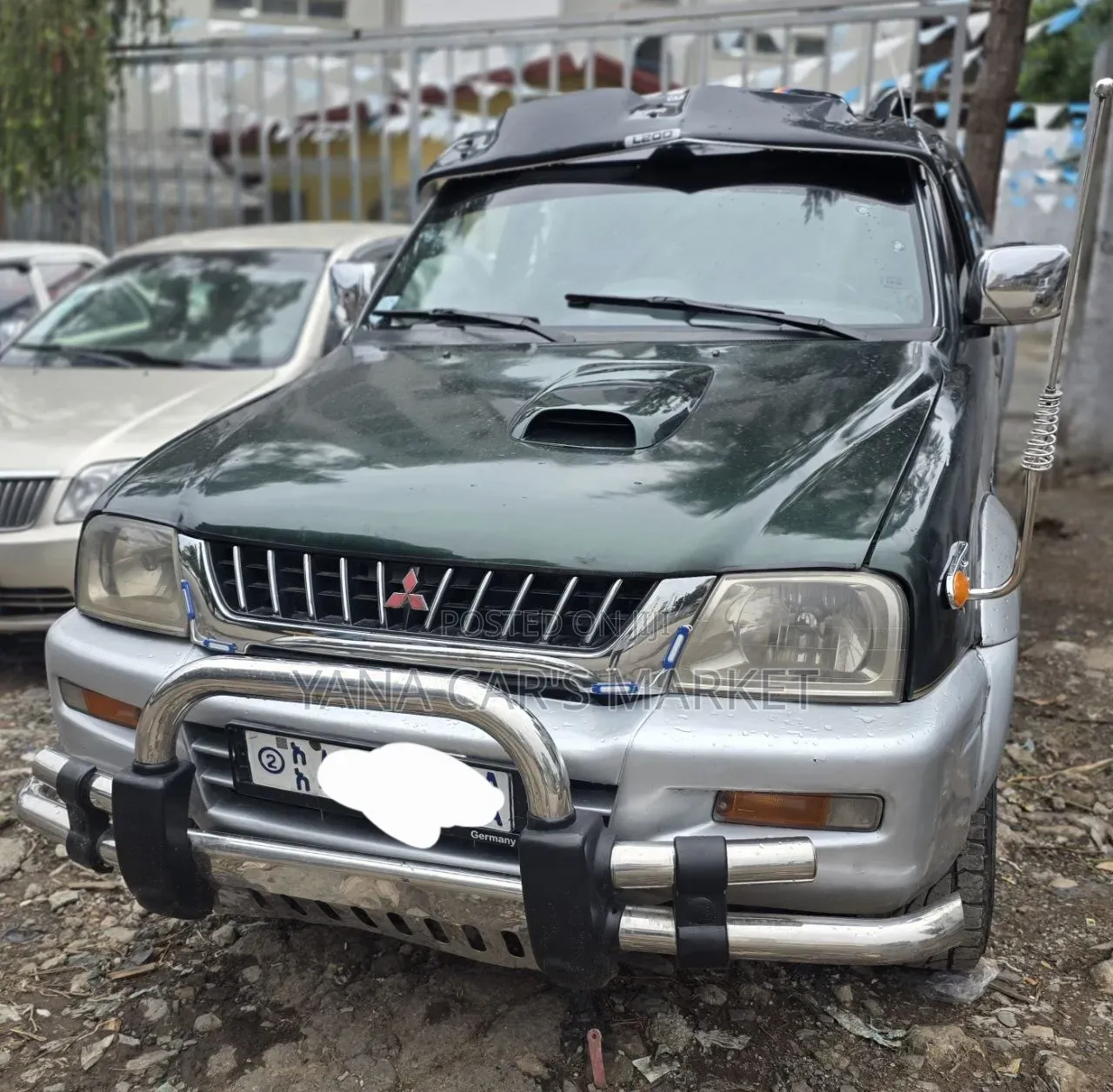 Mitsubishi L200 2002 Blue