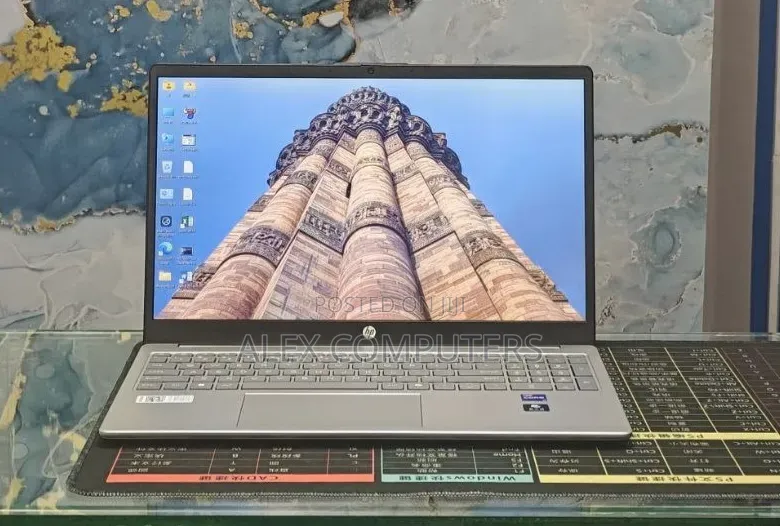New Laptop HP Stream Notebook 16GB Intel Core i7 SSD 1T