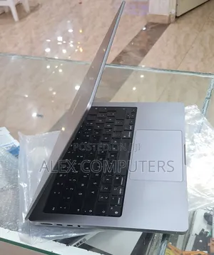 New Laptop Apple MacBook Pro 2021 M1 32GB Apple M1 Pro SSD 1T