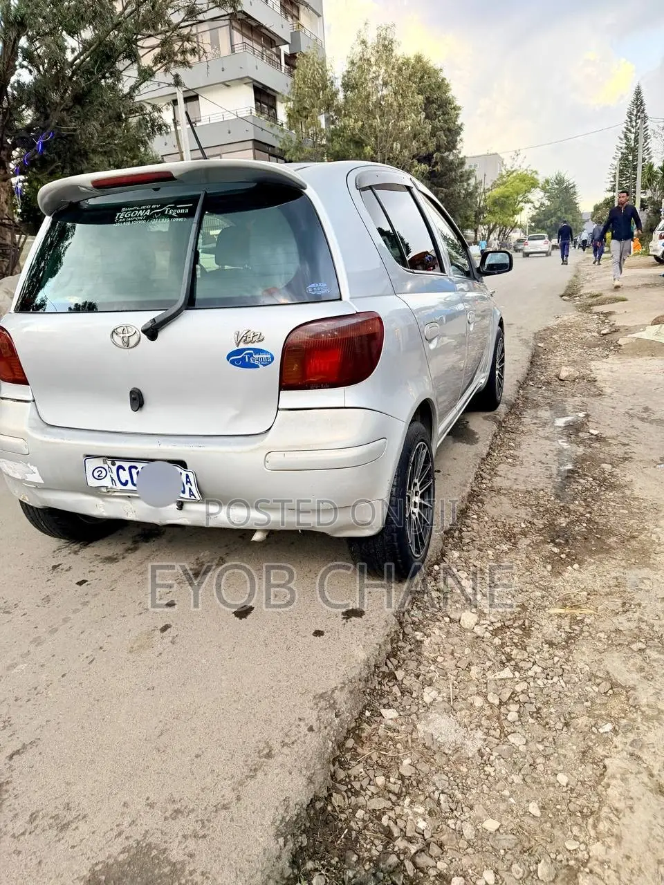 Toyota Vitz 2004 Silver