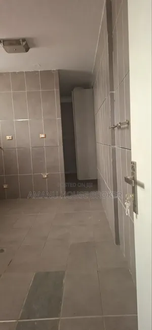 4bdrm Villa in Adfis Abeba, Lideta for sale