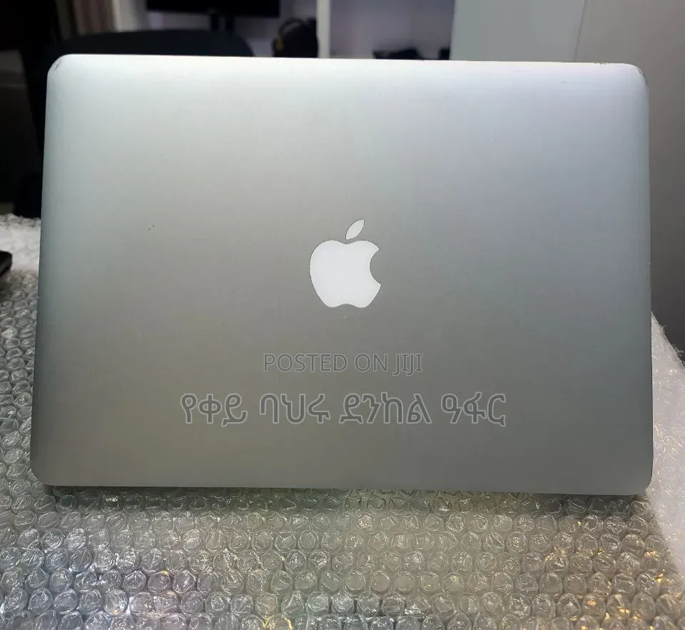 New Laptop Apple MacBook Air 2017 8GB Intel Core i5 SSD 128GB