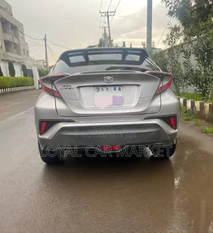 Toyota C-HR 2017 Gray