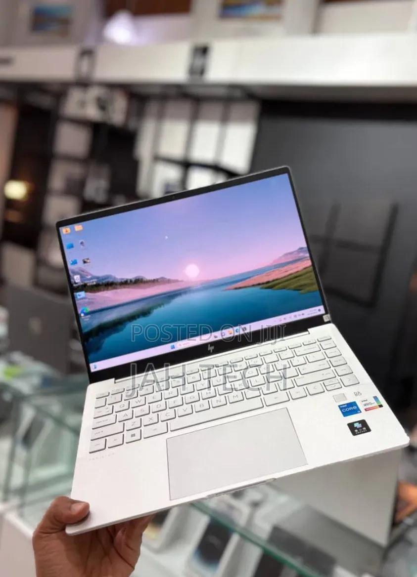 New Laptop HP Pavilion 14 16GB Intel Core i5 SSD 512GB