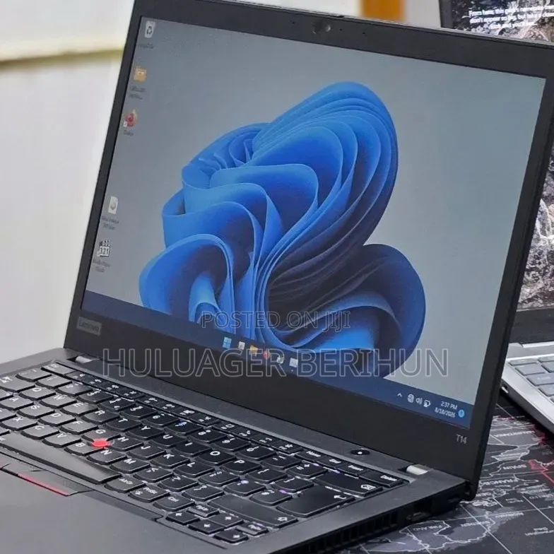 New Laptop Lenovo ThinkPad T14 16GB Intel Core i7 SSD 512GB