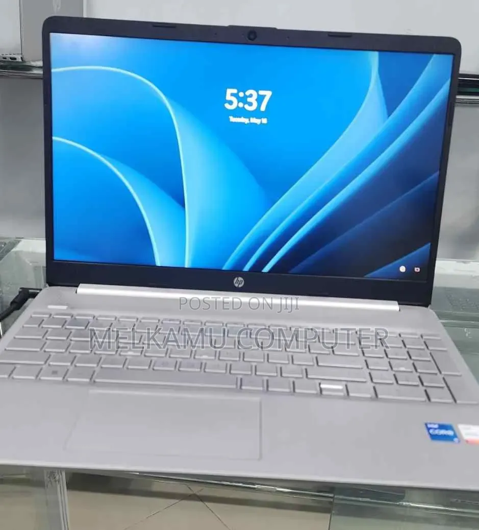New Laptop HP Stream Notebook 16GB Intel Core i5 SSD 512GB