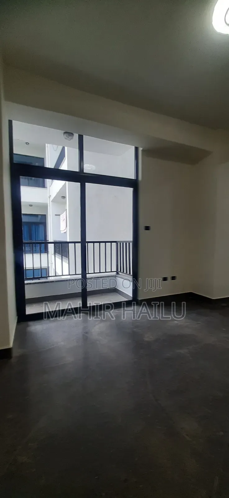 2bdrm Apartment in Real, Kirkos for rent