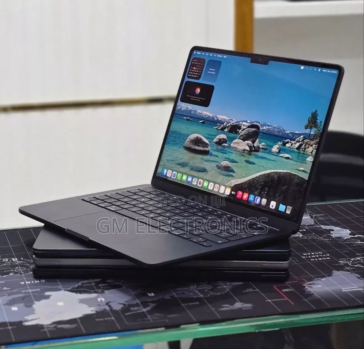 New Laptop Apple MacBook Pro 2024 M4 16GB Intel Core i7 SSD 256GB