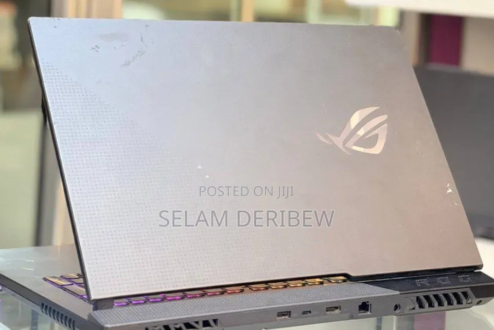 New Laptop Asus ROG Strix G17 16GB AMD Ryzen 7 SSD 512GB