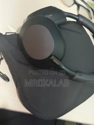 Sony WH-1000XM5
