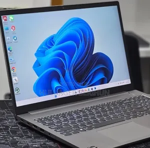 New Laptop Lenovo ThinkBook 15 16GB Intel Core i5 SSD 512GB