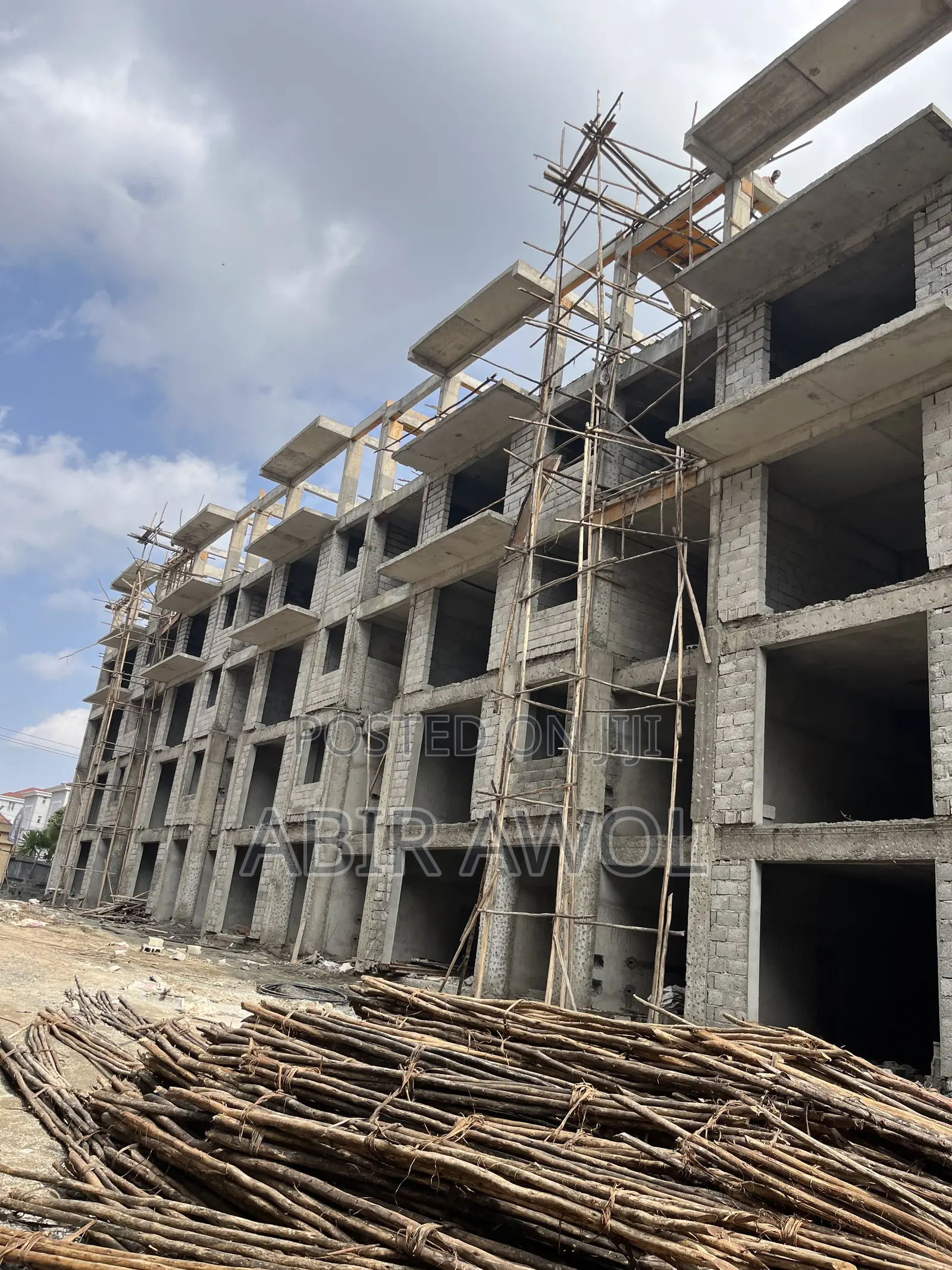 Furnished 3bdrm Apartment in Cangaro Developer, Bole for sale