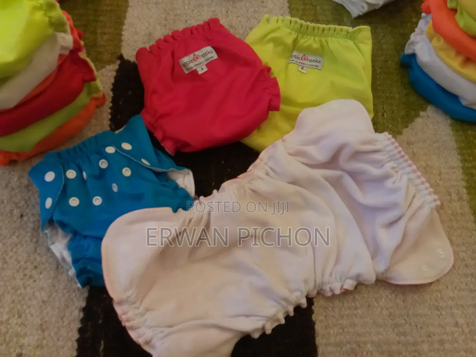 Cloth Diappers Complete Set- APPLECHEEKS / Made in Canada
