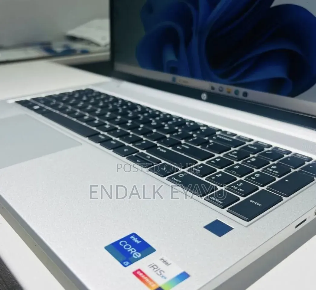New Laptop HP ProBook 450 G8 16GB Intel Core i5 SSD 512GB