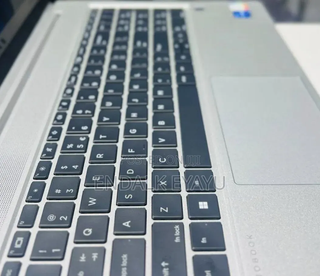New Laptop HP ProBook 450 G8 16GB Intel Core i5 SSD 512GB