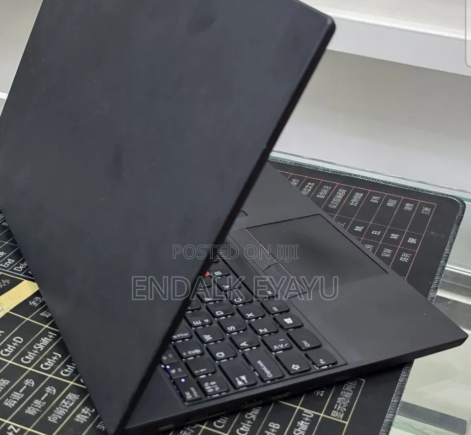 New Laptop Lenovo 16GB Intel Core i5 SSD 256GB