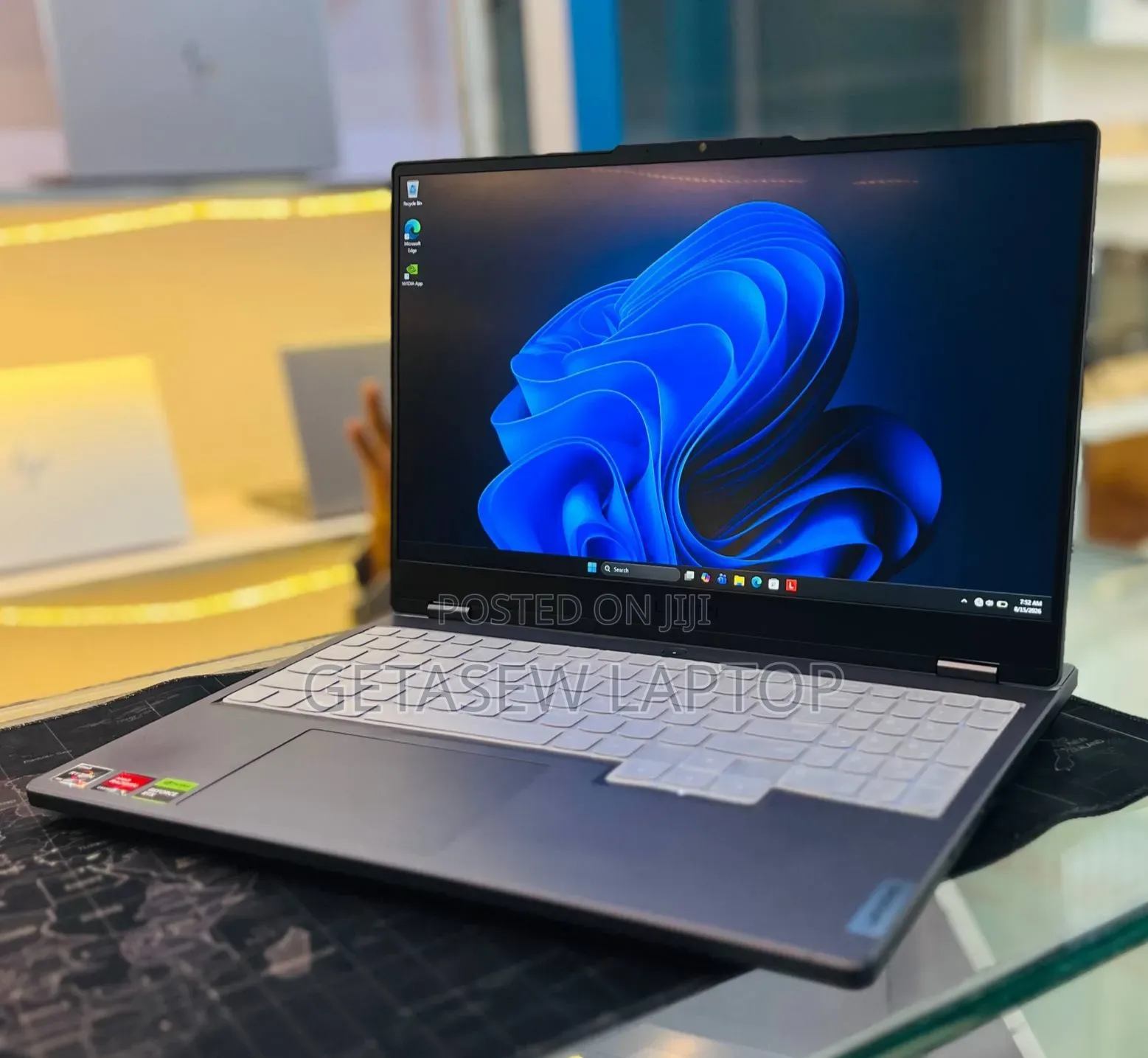 New Laptop Lenovo Legion 7 16GB AMD Ryzen 7 SSD 1T