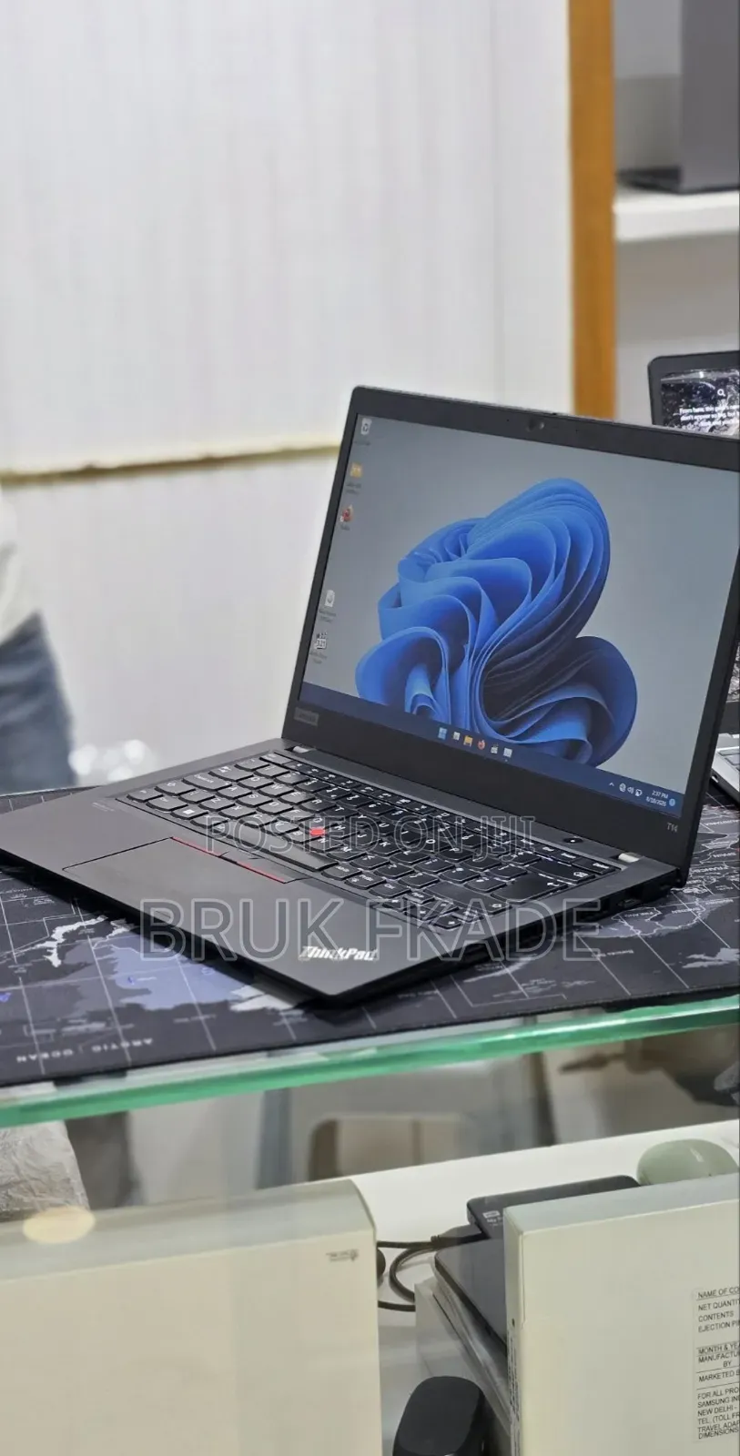 New Laptop Lenovo ThinkPad T14 16GB Intel Core i7 HDD 512GB