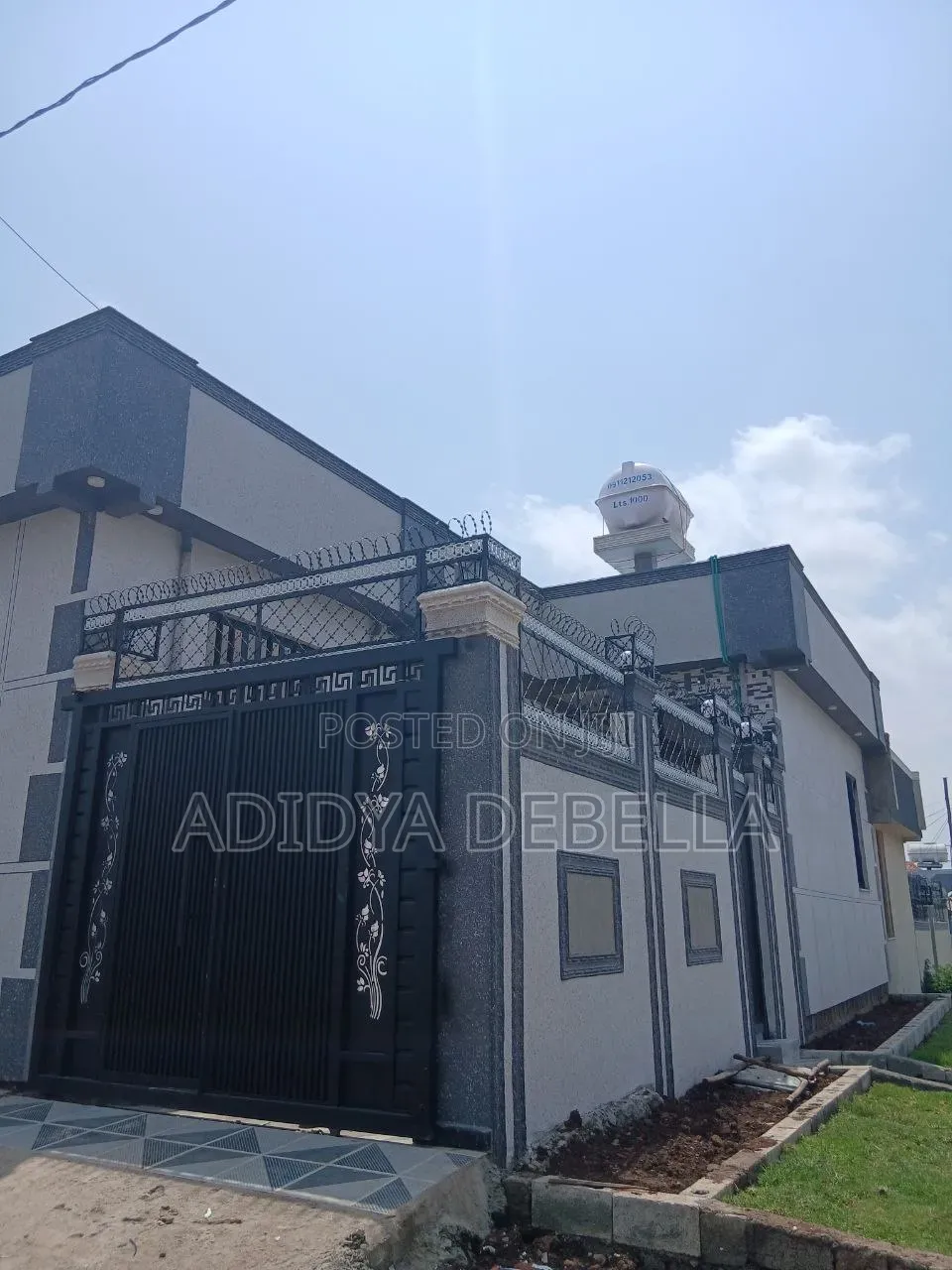 5bdrm House in Gelan, Akaky Kaliti for sale