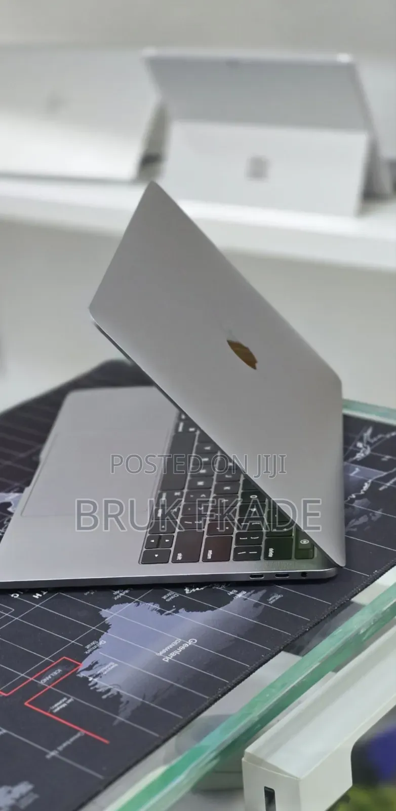 New Laptop Apple MacBook Pro 2021 M1 16GB Apple M1 Pro SSD 512GB
