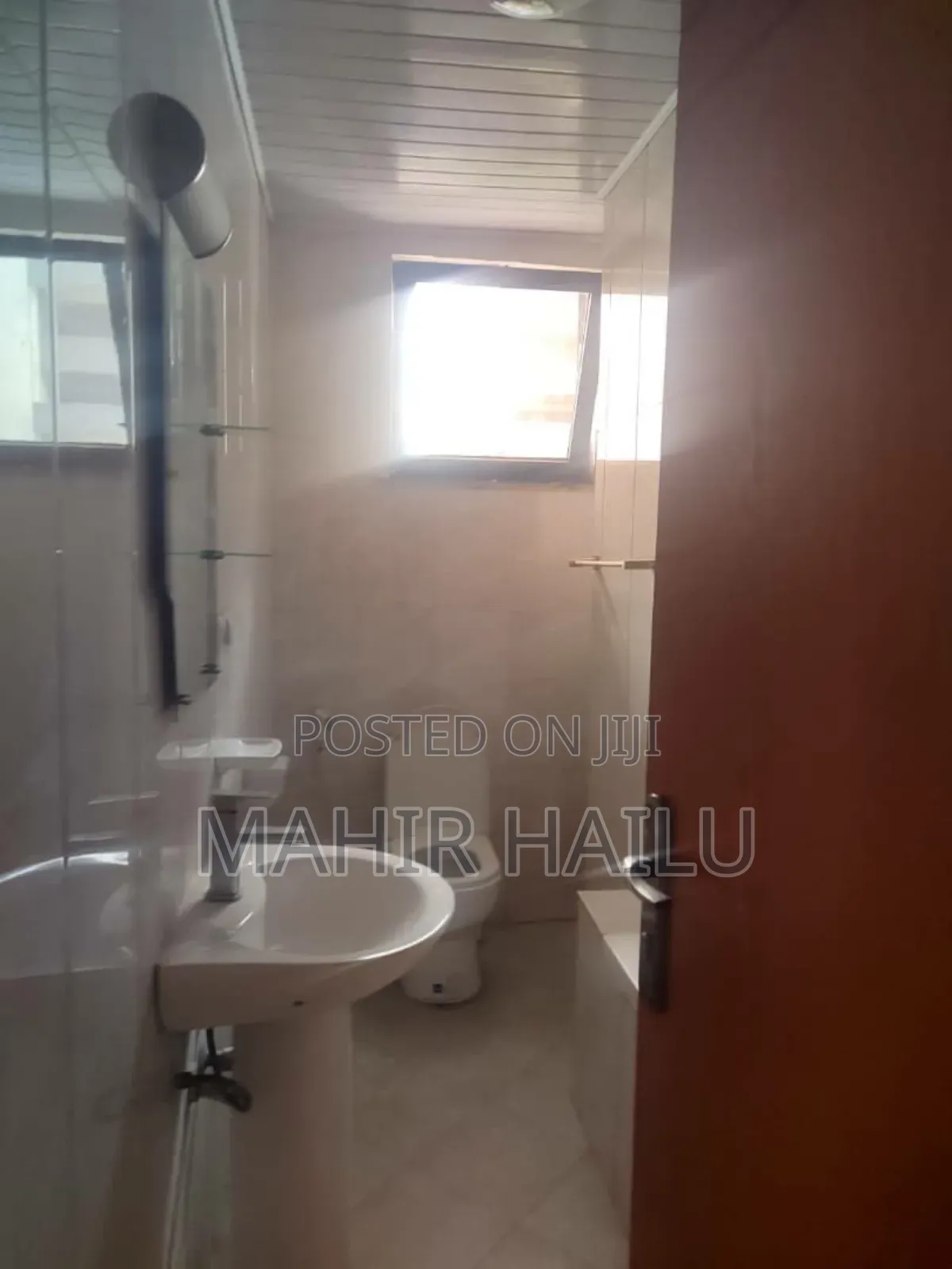 3bdrm Apartment in Real, Bole for rent