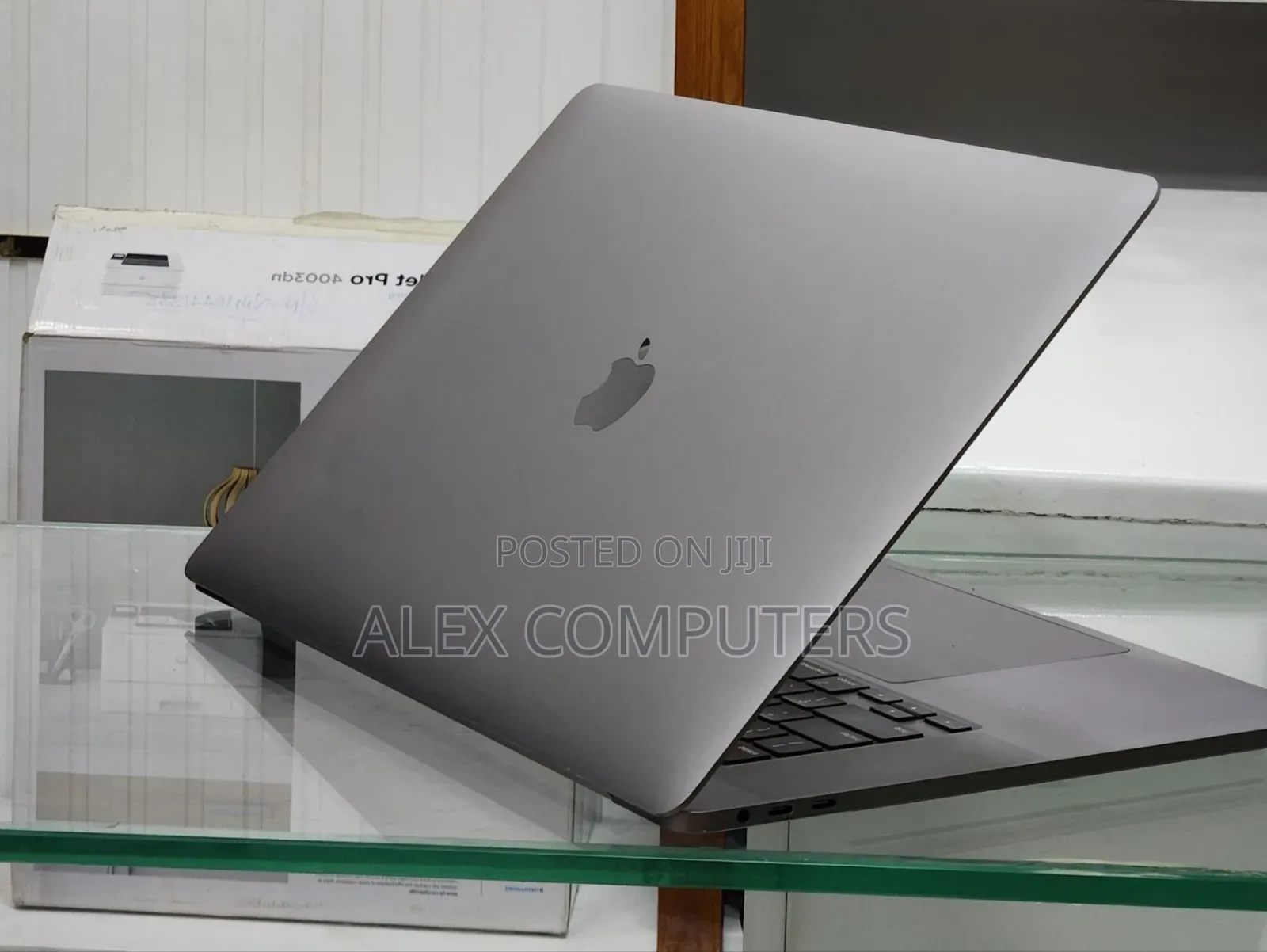 New Laptop Apple MacBook Pro 2019 64GB Intel Core i9 SSD 1T