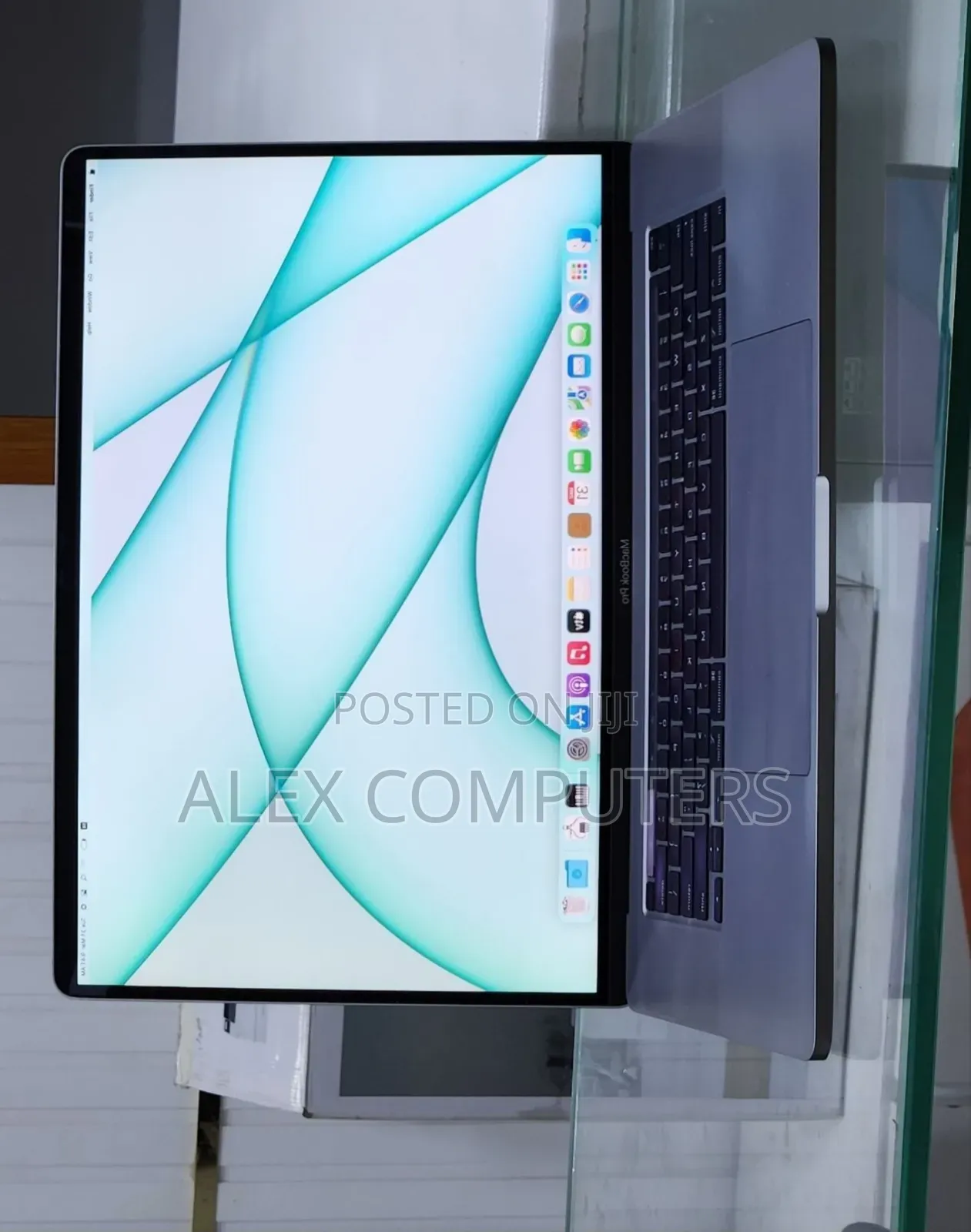 New Laptop Apple MacBook Pro 2019 64GB Intel Core i9 SSD 1T
