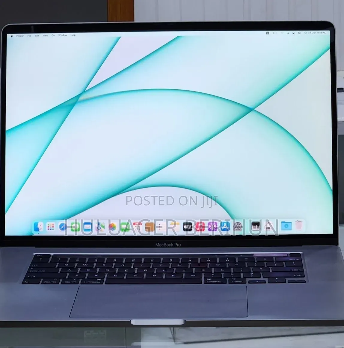 New Laptop Apple MacBook Pro 2019 64GB Intel Core i9 SSD 512GB