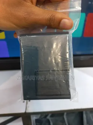 LP-E17 Canon Battery and Charger