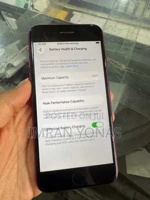 Apple iPhone SE 64 GB Red