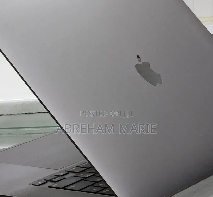 New Laptop Apple MacBook Pro 2019 64GB Intel Core i7 SSD 512GB