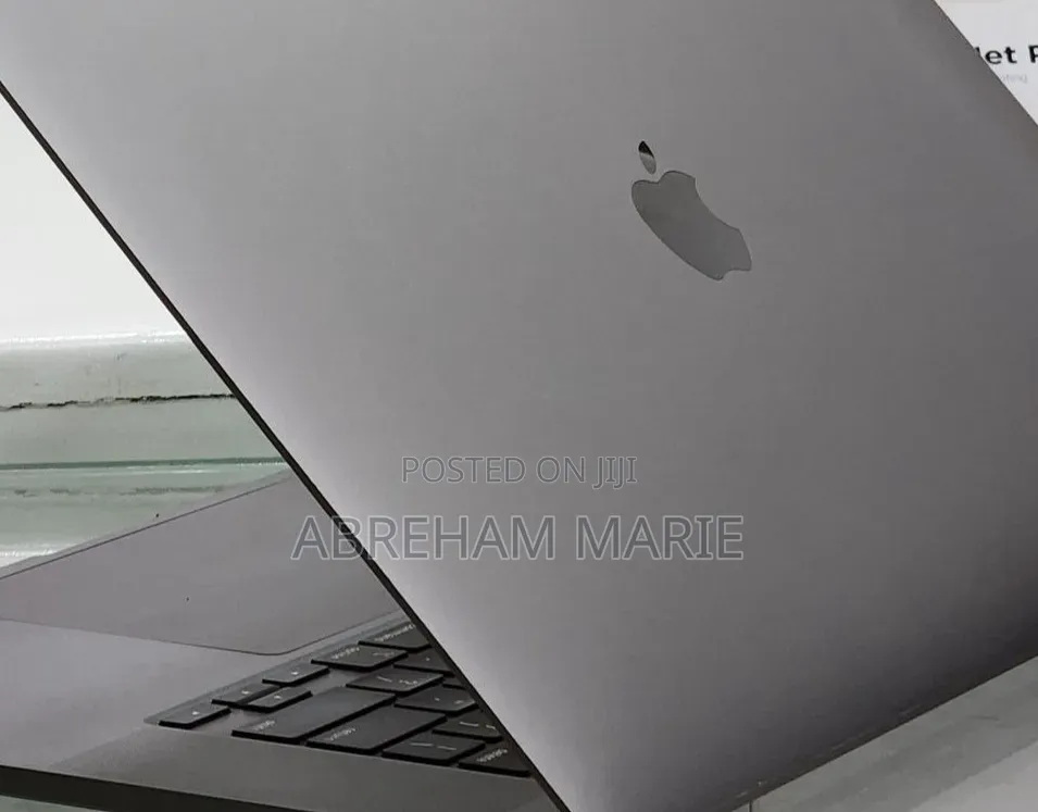 New Laptop Apple MacBook Pro 2019 64GB Intel Core i7 SSD 512GB