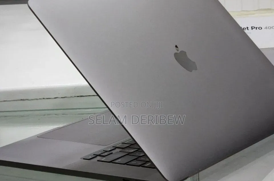 New Laptop Apple MacBook Pro 2019 64GB Intel Core i9 SSD 512GB