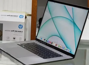 New Laptop Apple MacBook Pro 2019 64GB Intel Core i9 SSD 512GB
