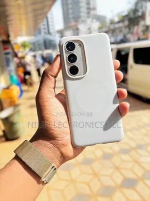 Tecno Spark 40 Pro+ 128 GB Silver