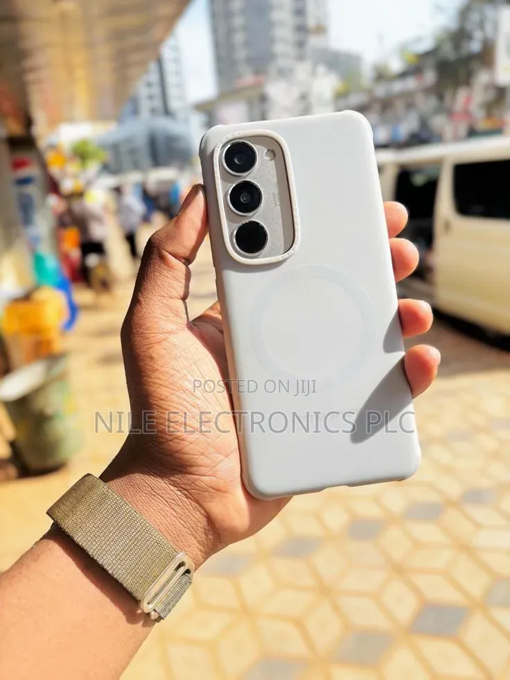 Tecno Spark 40 Pro+ 128 GB Silver